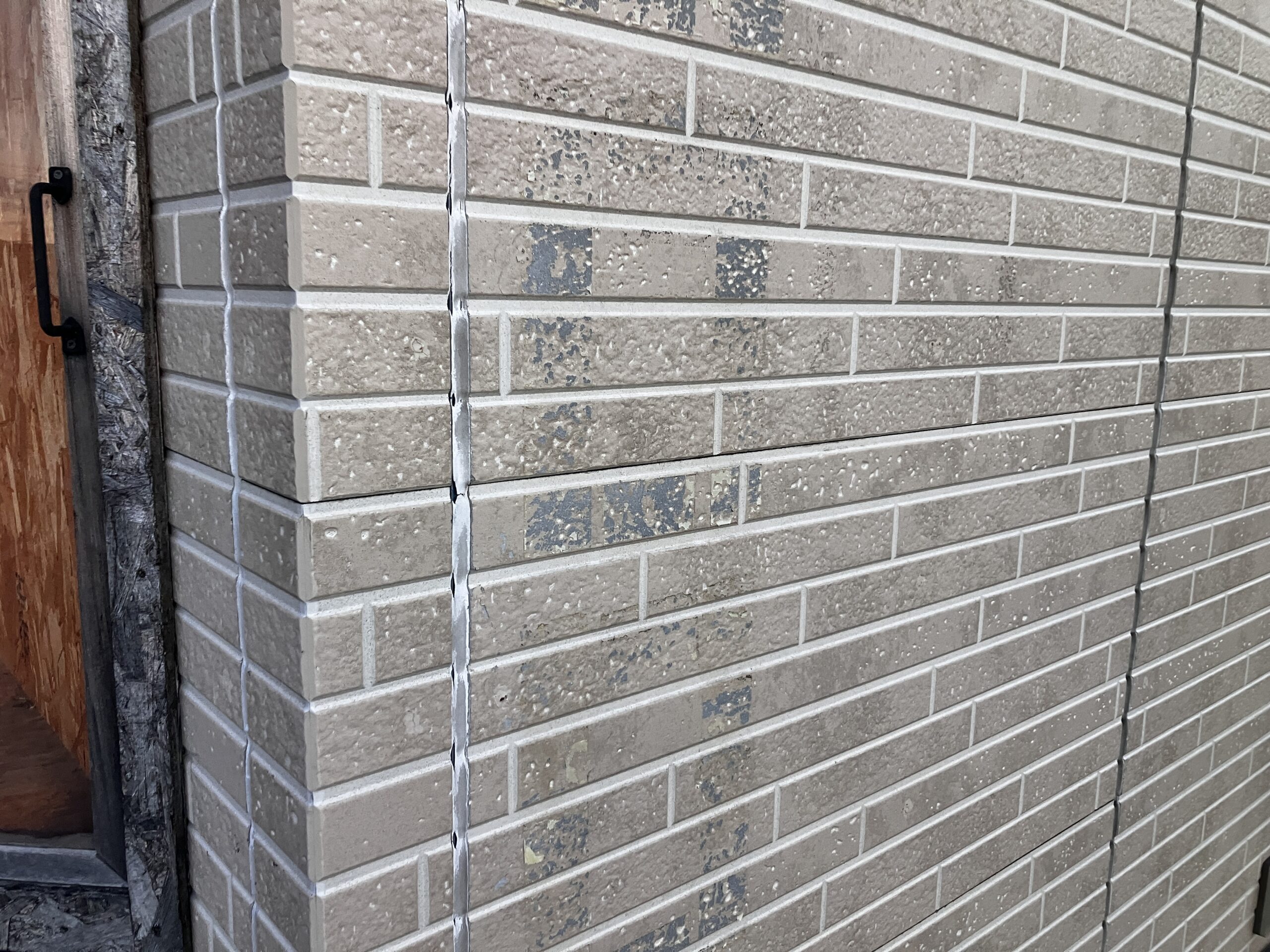 姫路市網干区で外壁塗装の補修前・藤原ペイント