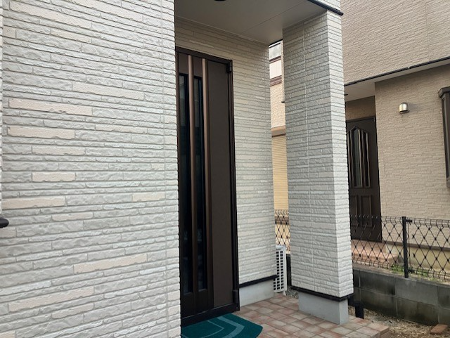 兵庫県南西部で外壁塗装多彩色仕上げアングル2after・藤原ペイント