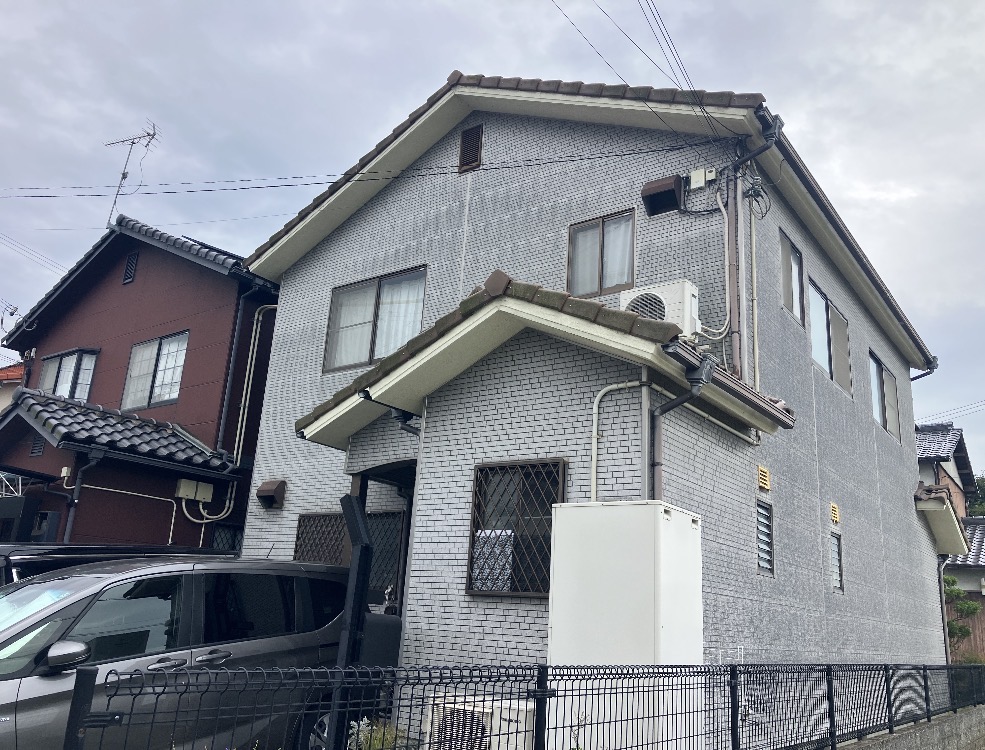 多角形で囲んで面を確定する操作画面