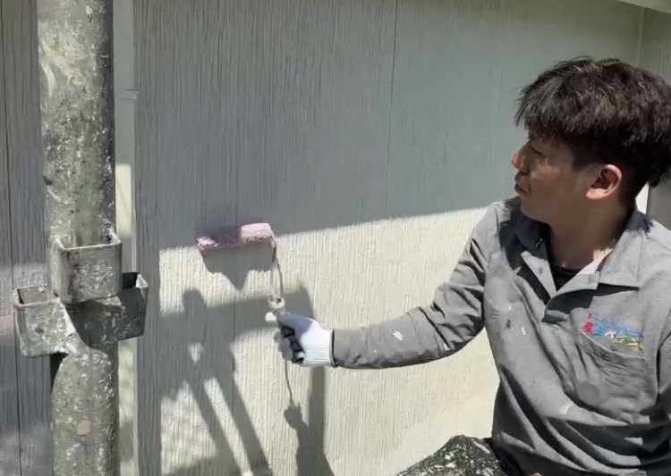 姫路市四郷町で外壁塗装の下塗りパーフェクトシーラー・藤原ペイント