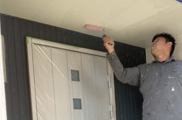 姫路市四郷町で軒天井の下塗りパーフェクトシーラー・藤原ペイント